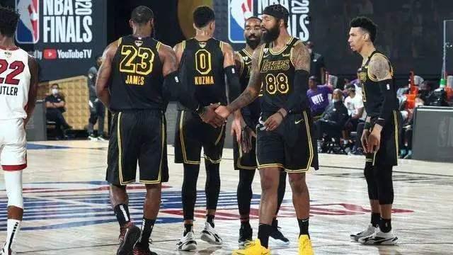 得期待的升 得期待的升