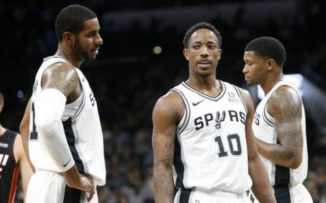 他以稳健的 他以稳健的